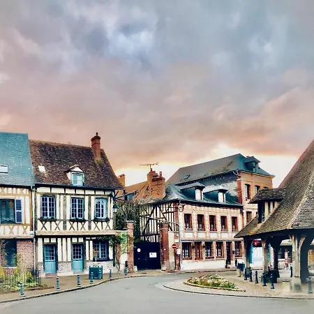 De Maitre Centre Village La Chapelle * Lyons-la-Foret